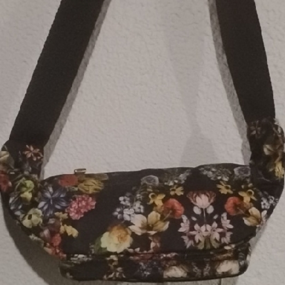INC Women's Floral Black Belt Bag - Picture 5 of 9